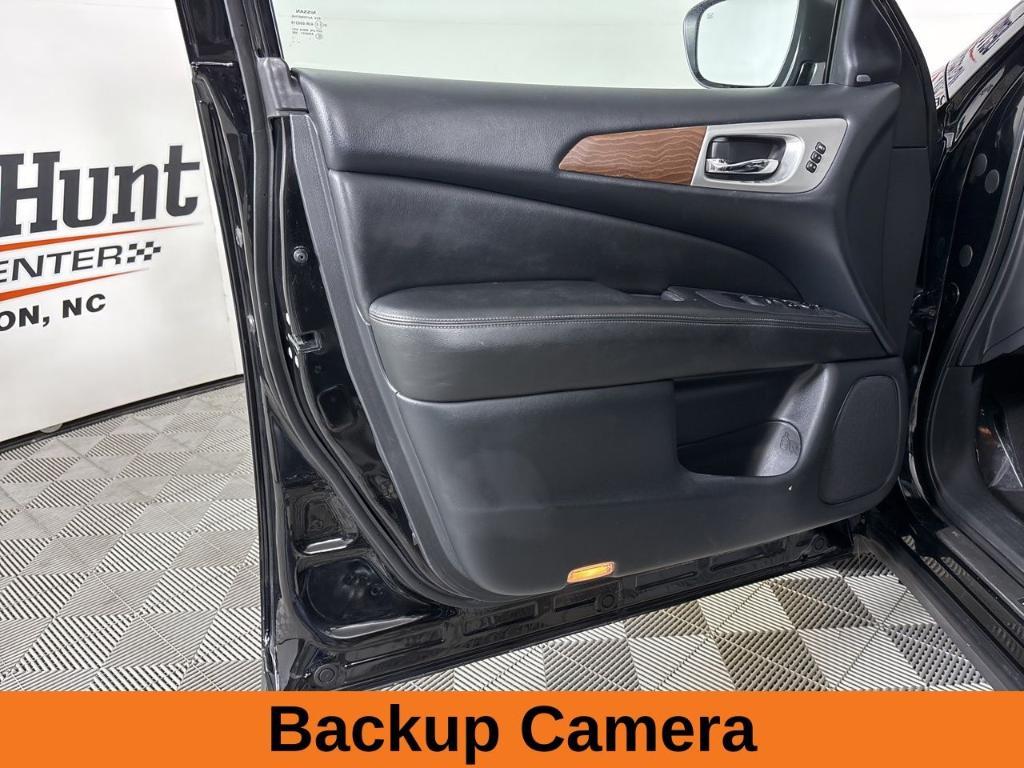 used 2020 Nissan Pathfinder car, priced at $19,123