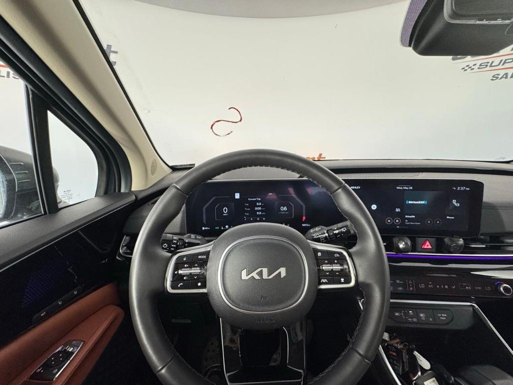 used 2025 Kia Carnival car, priced at $45,900