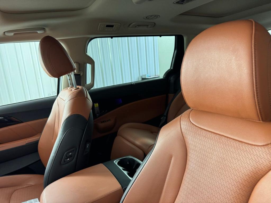 used 2025 Kia Carnival car, priced at $45,900