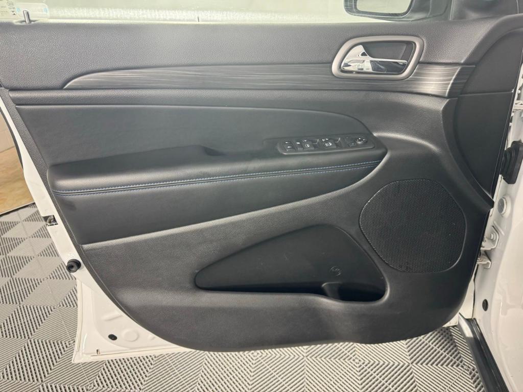 used 2019 Jeep Grand Cherokee car, priced at $19,689