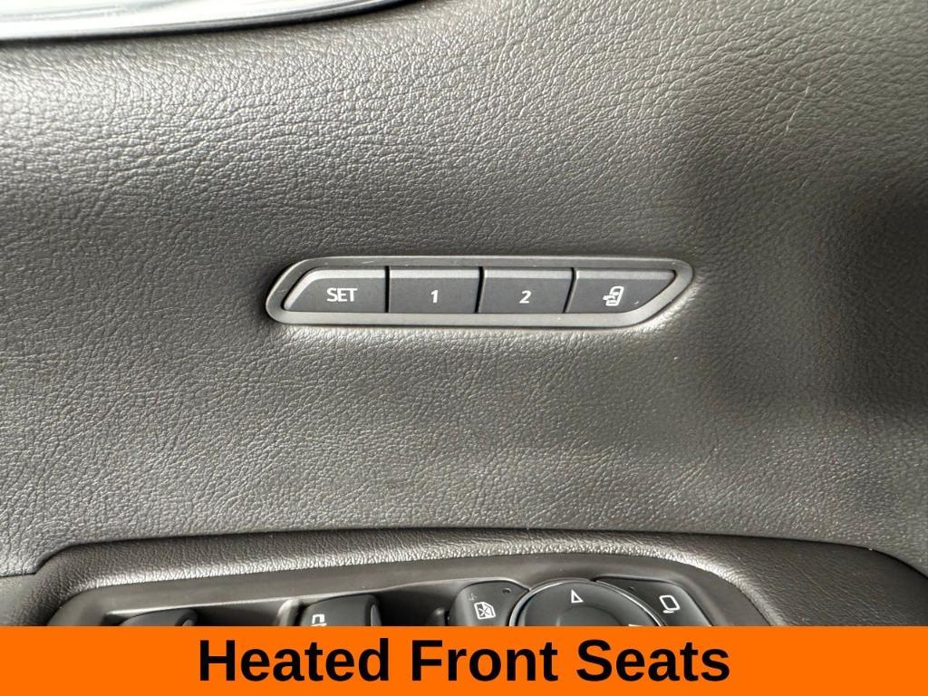 used 2022 Cadillac XT5 car, priced at $30,988