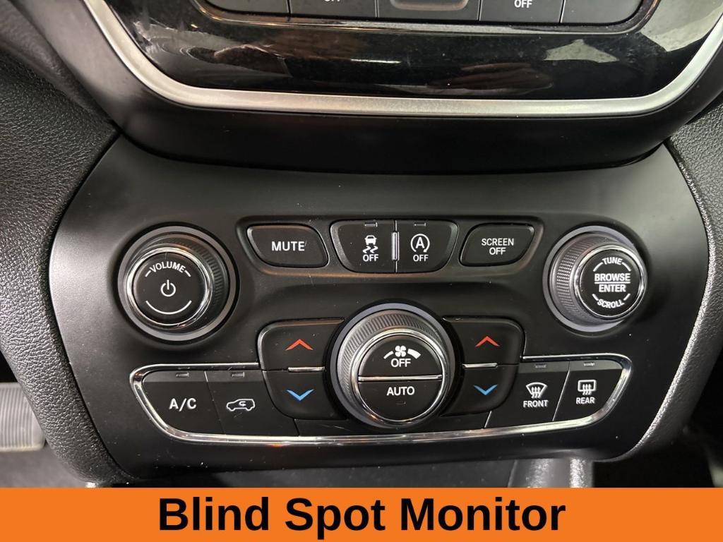 used 2021 Jeep Cherokee car, priced at $21,988