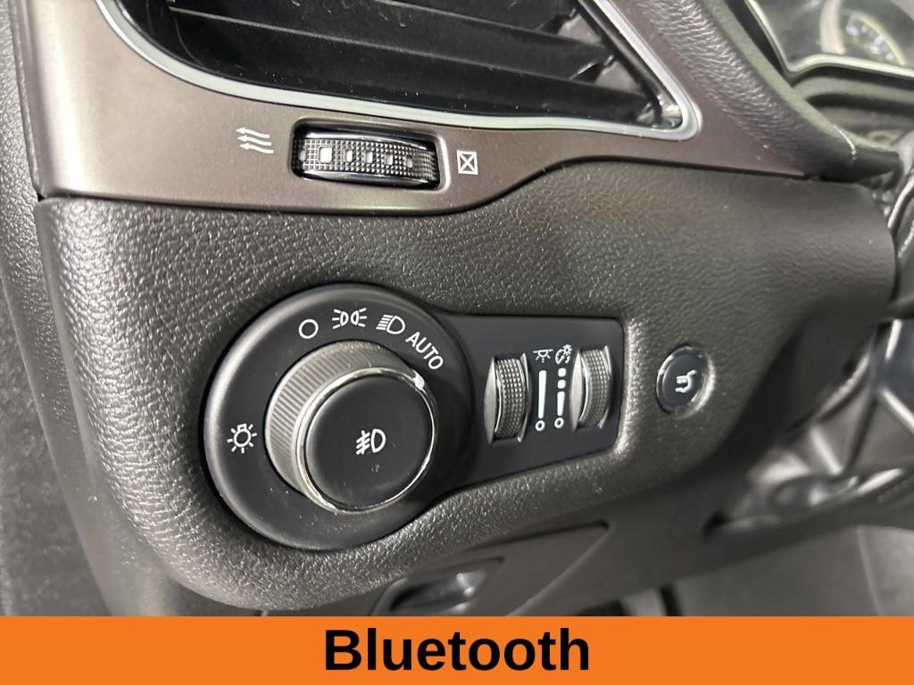 used 2021 Jeep Cherokee car, priced at $21,988