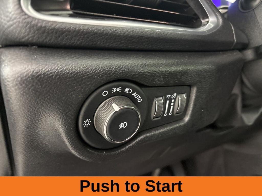 used 2025 Chrysler Pacifica car, priced at $37,200