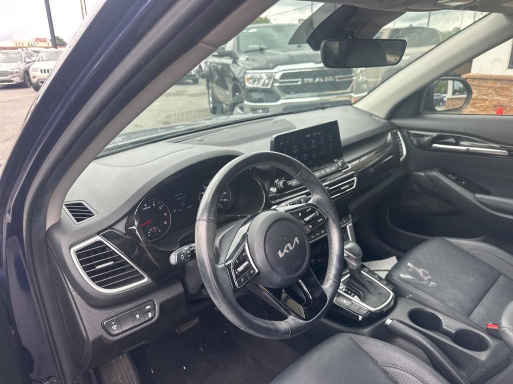 used 2023 Kia Seltos car, priced at $20,999