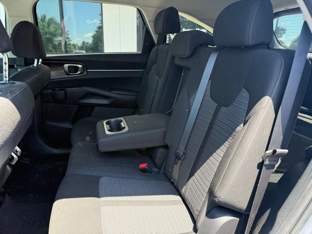 used 2022 Kia Sorento car, priced at $22,900