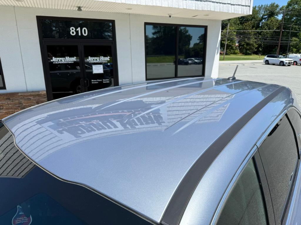 used 2022 Kia Sorento car, priced at $22,900