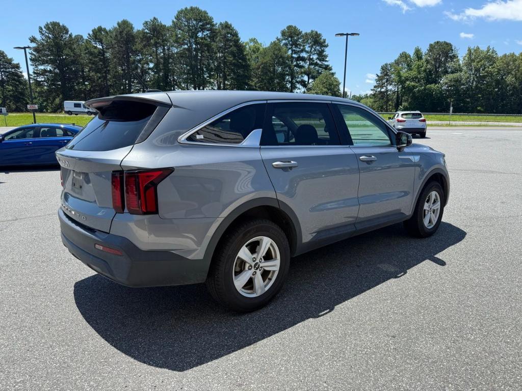 used 2022 Kia Sorento car, priced at $22,900