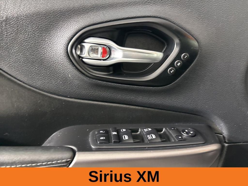 used 2022 Jeep Cherokee car, priced at $22,621