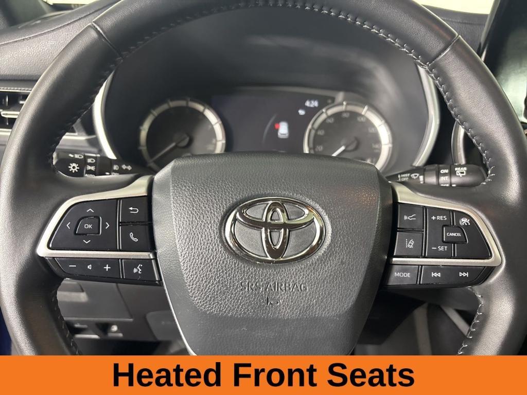 used 2024 Toyota Highlander car, priced at $41,367