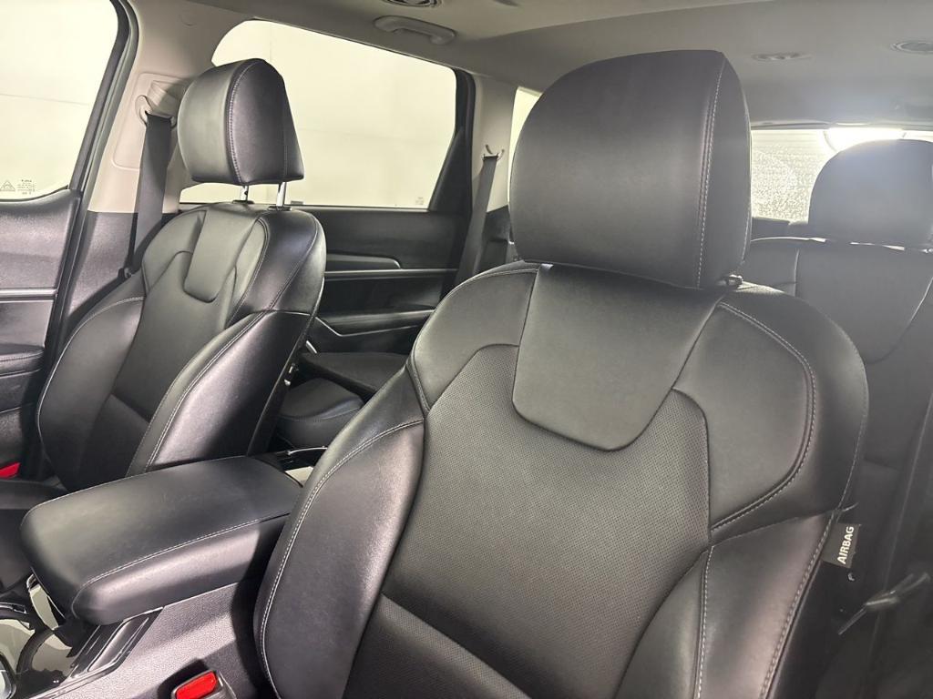 used 2022 Kia Telluride car, priced at $30,300