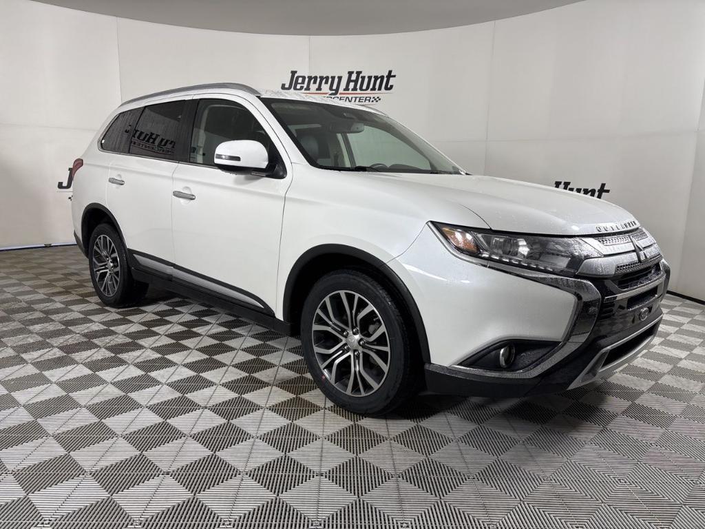 used 2020 Mitsubishi Outlander car, priced at $17,300