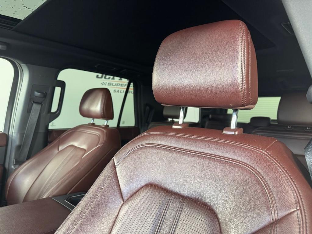 used 2024 Ford Expedition car