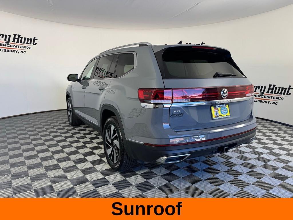 used 2025 Volkswagen Atlas car, priced at $42,500