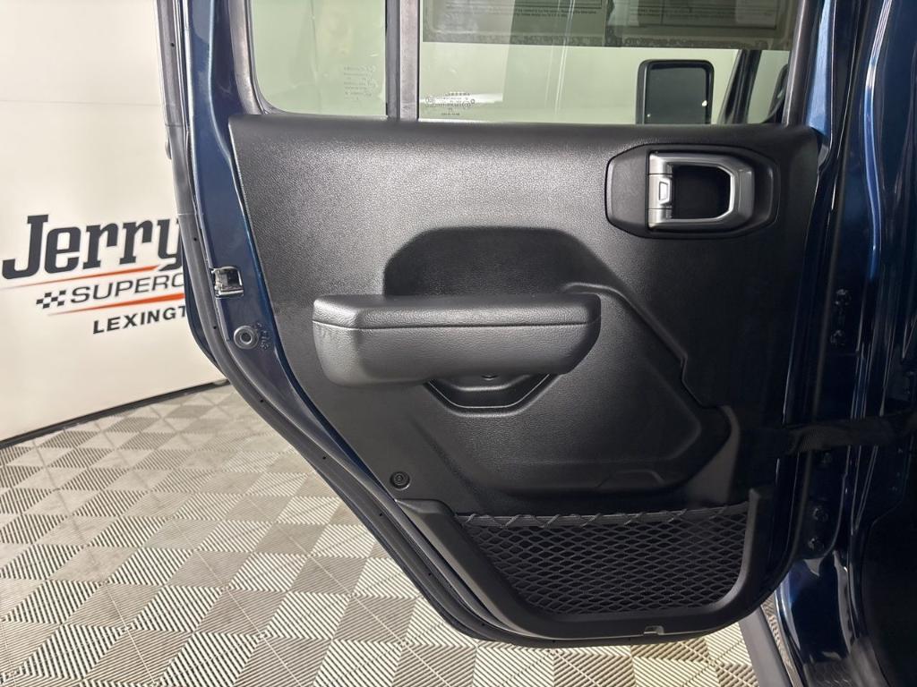 used 2025 Jeep Gladiator car, priced at $37,988