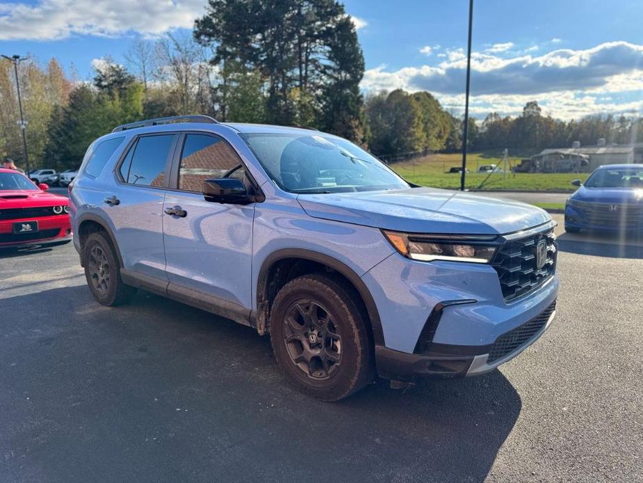 used 2024 Honda Pilot car, priced at $43,534