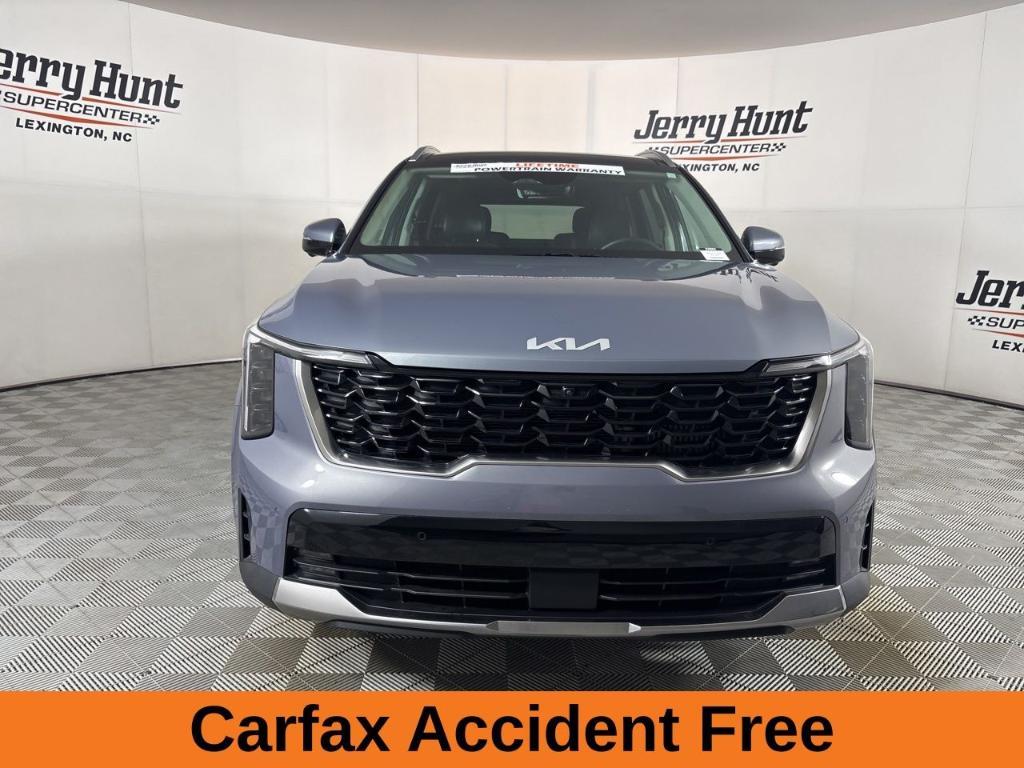 used 2025 Kia Sorento car, priced at $34,999