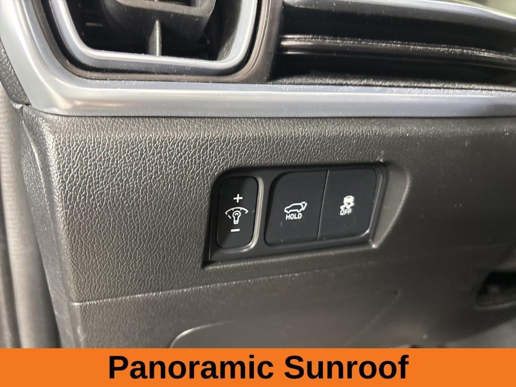 used 2025 Kia Sorento car, priced at $34,999