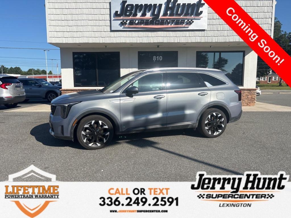 used 2025 Kia Sorento car, priced at $36,565