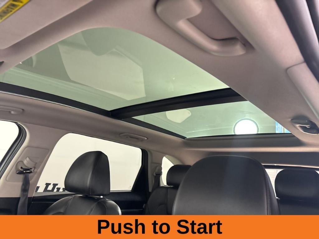 used 2025 Kia Sorento car, priced at $34,999