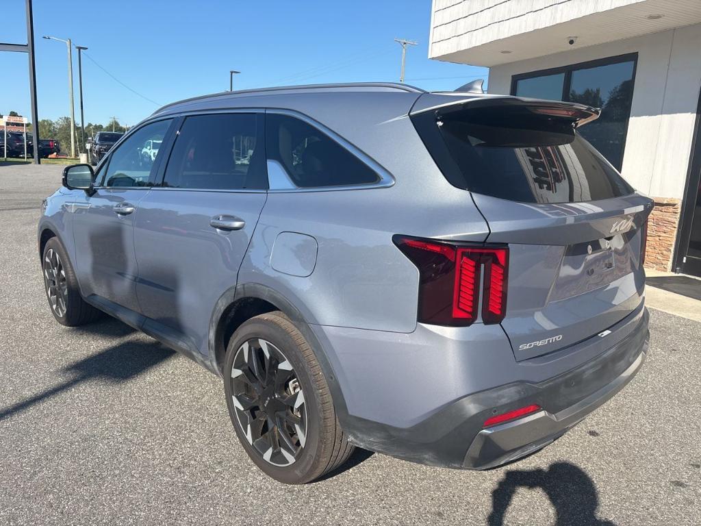 used 2025 Kia Sorento car, priced at $35,500