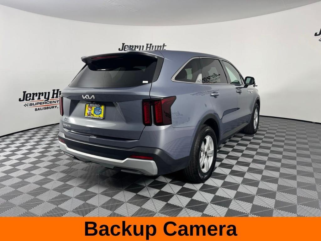 used 2025 Kia Sorento car, priced at $31,194