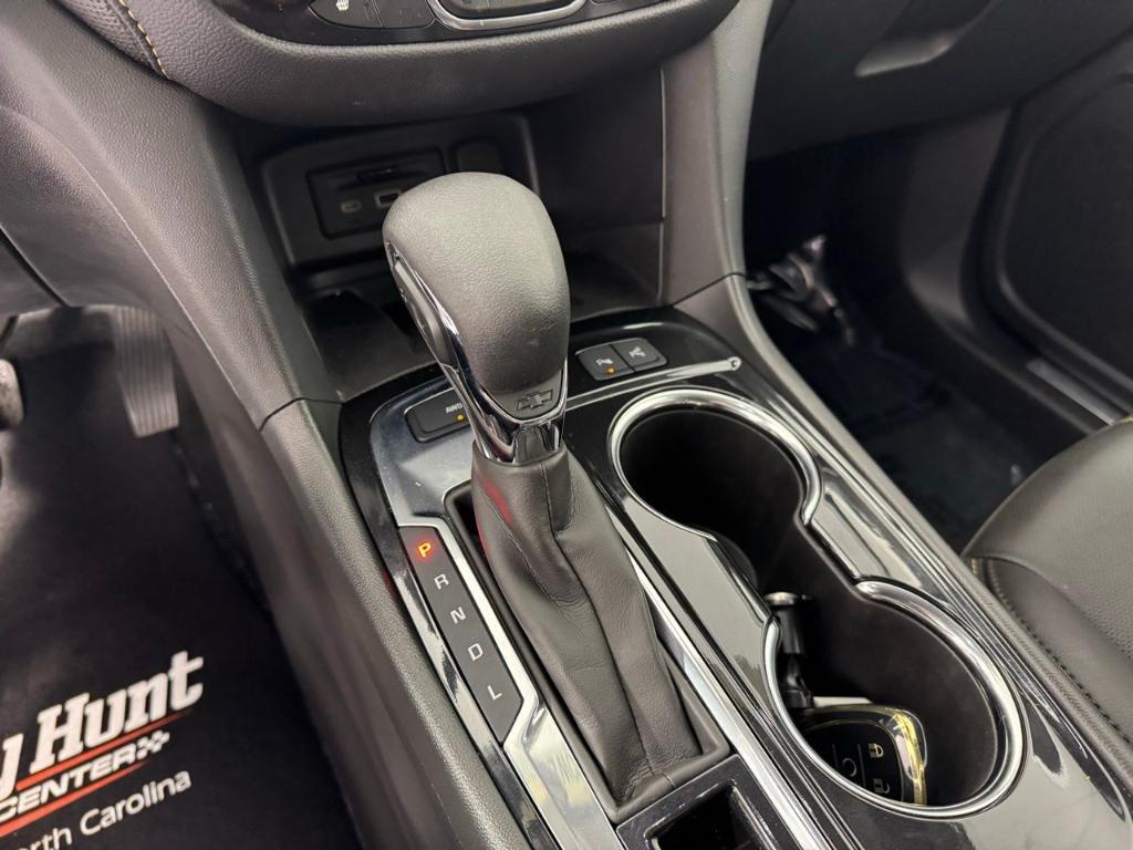 used 2023 Chevrolet Equinox car, priced at $22,900