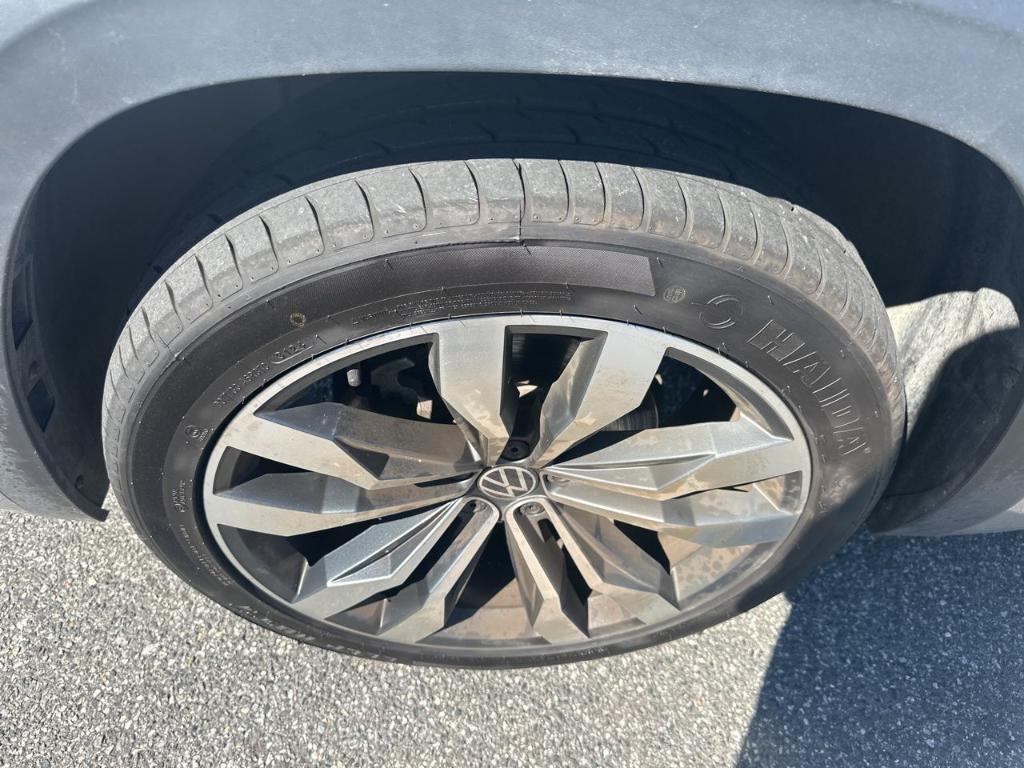 used 2020 Volkswagen Atlas Cross Sport car, priced at $24,999