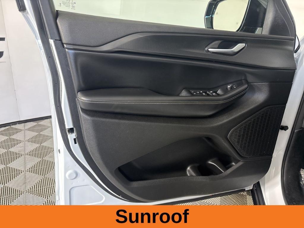 used 2024 Jeep Grand Cherokee L car, priced at $35,800