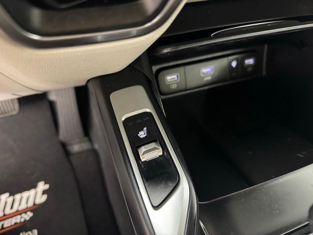 used 2023 Kia Sorento car, priced at $31,069