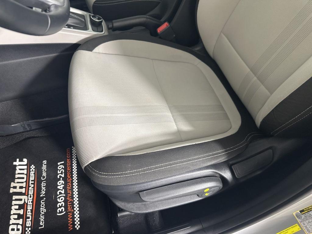 used 2021 Hyundai Venue car, priced at $16,542