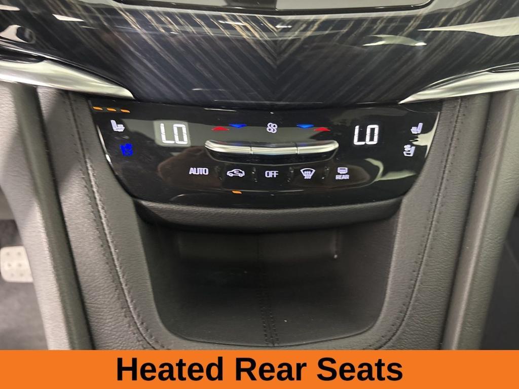 used 2025 Cadillac XT6 car, priced at $41,700