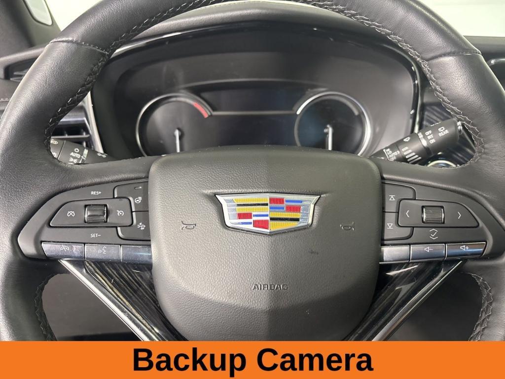 used 2025 Cadillac XT6 car, priced at $41,700