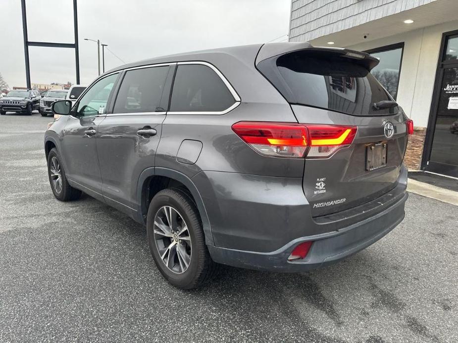 used 2018 Toyota Highlander car, priced at $18,900