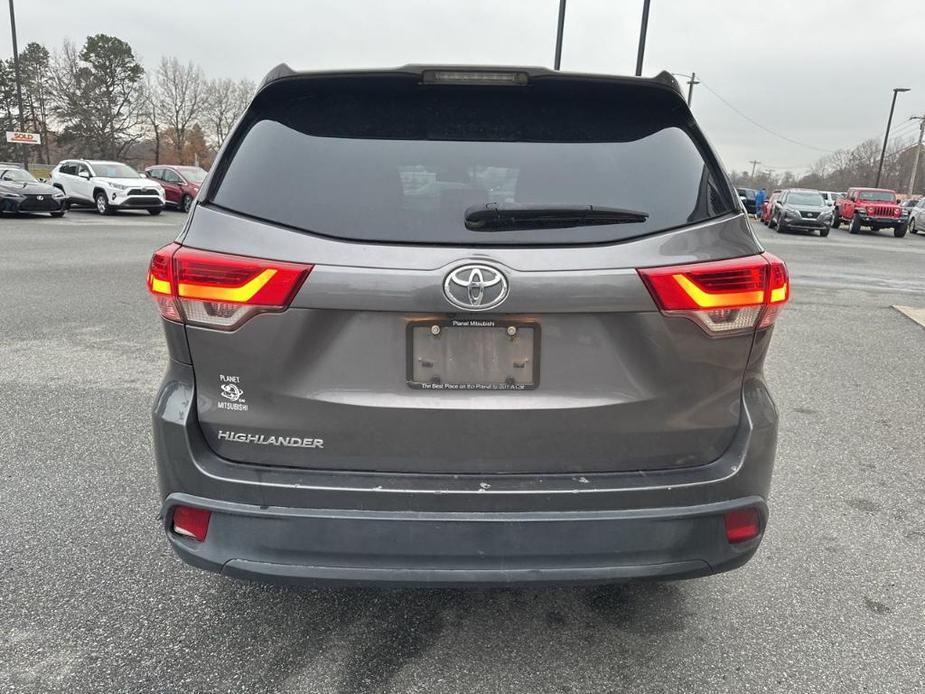 used 2018 Toyota Highlander car, priced at $18,900