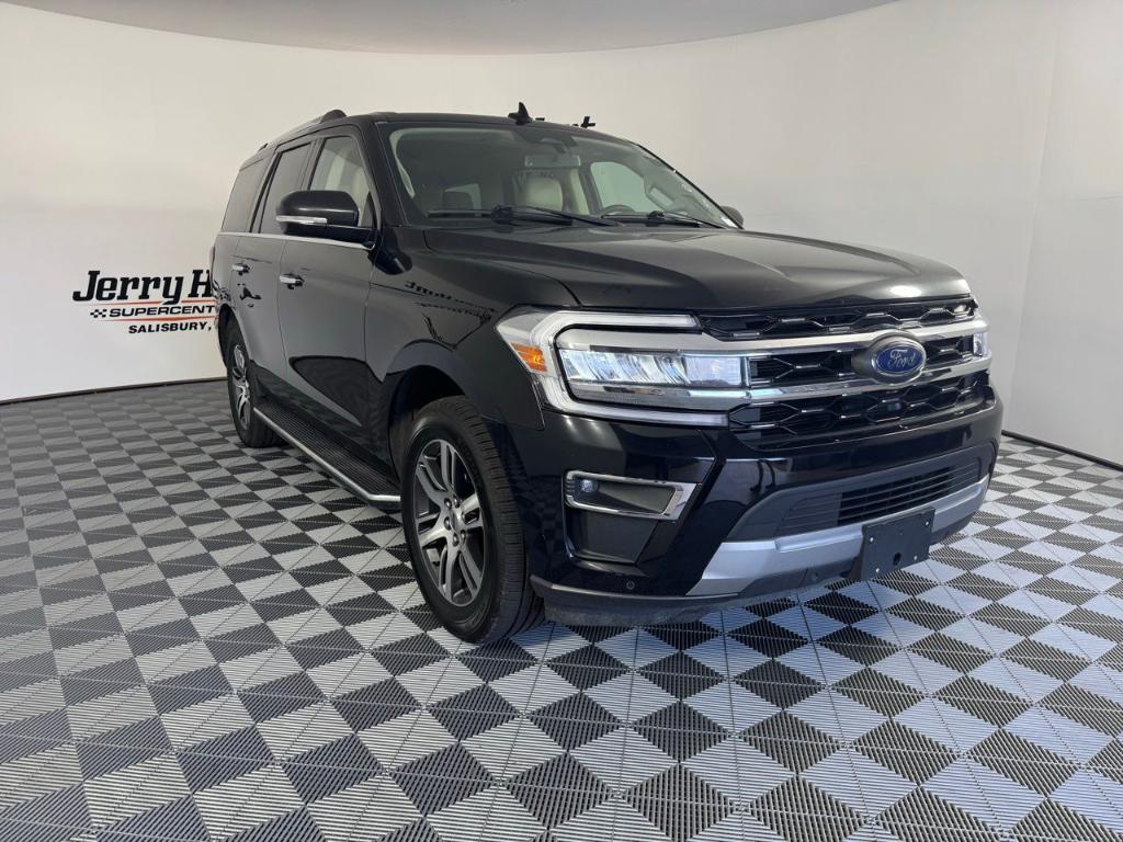 used 2023 Ford Expedition car, priced at $38,776