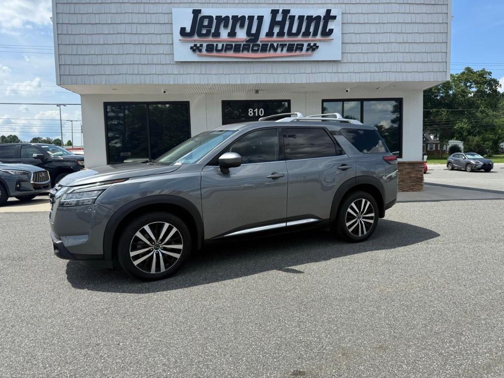 used 2023 Nissan Pathfinder car, priced at $36,847