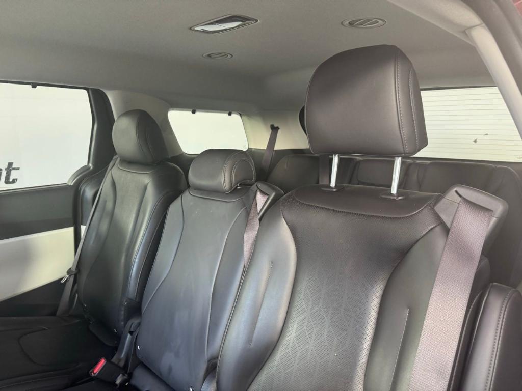used 2024 Kia Carnival car, priced at $37,167