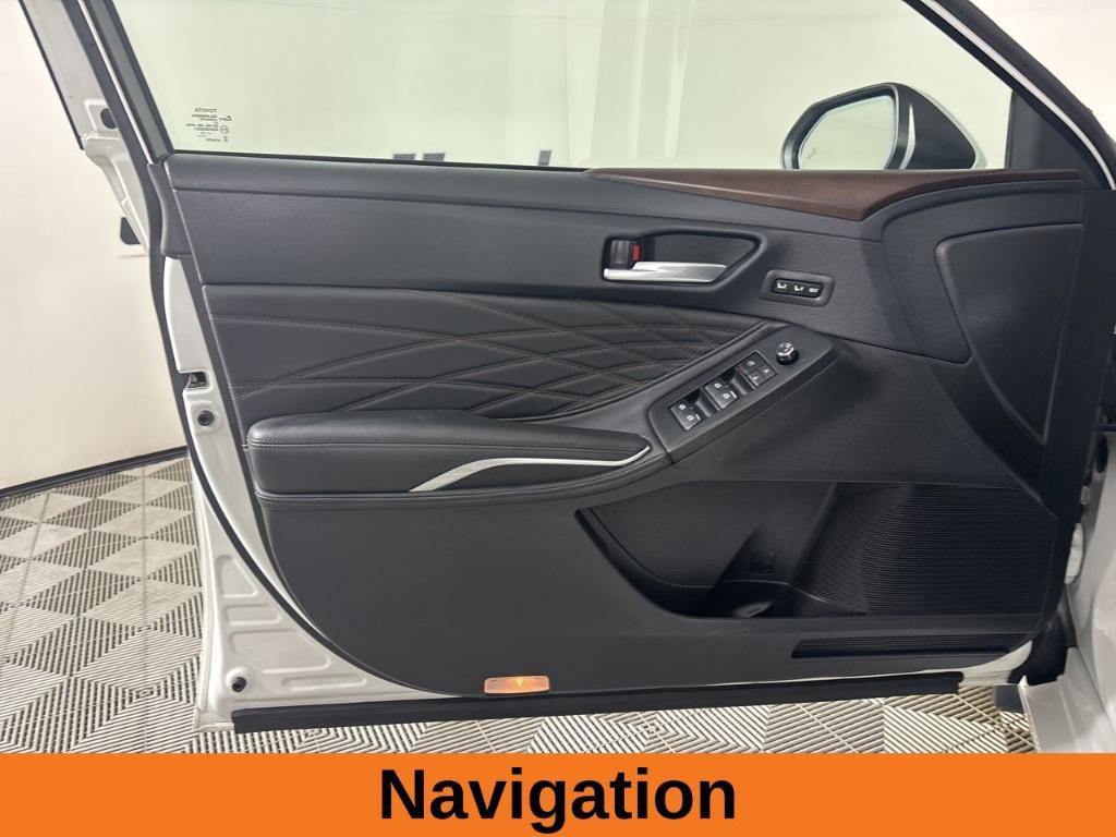 used 2021 Toyota Avalon Hybrid car, priced at $28,688