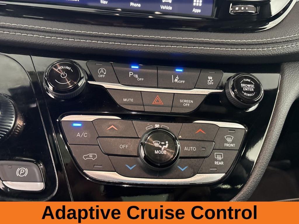 used 2025 Chrysler Pacifica car, priced at $36,988