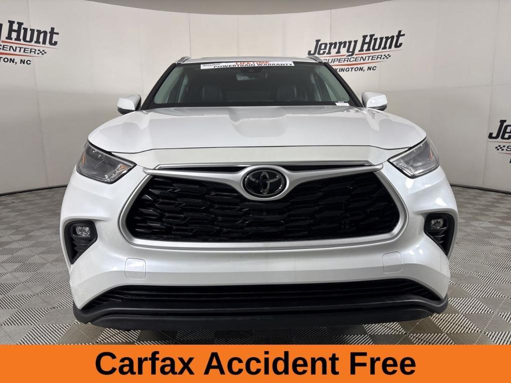 used 2023 Toyota Highlander car, priced at $36,877