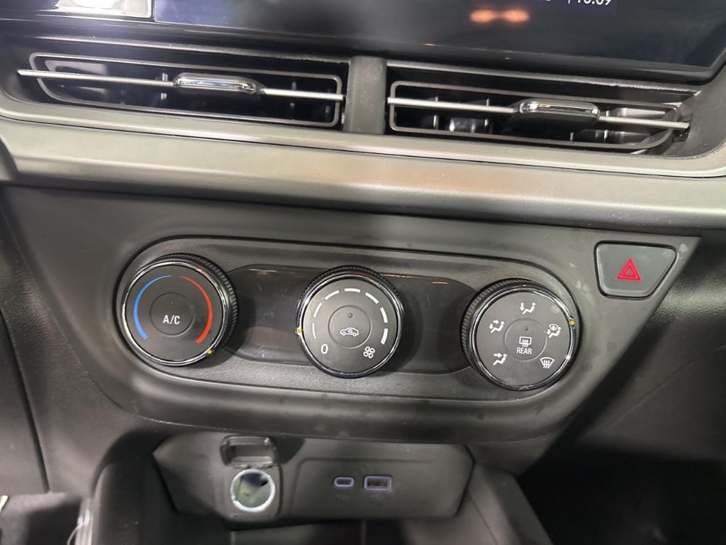 used 2025 Chevrolet Trax car, priced at $20,987