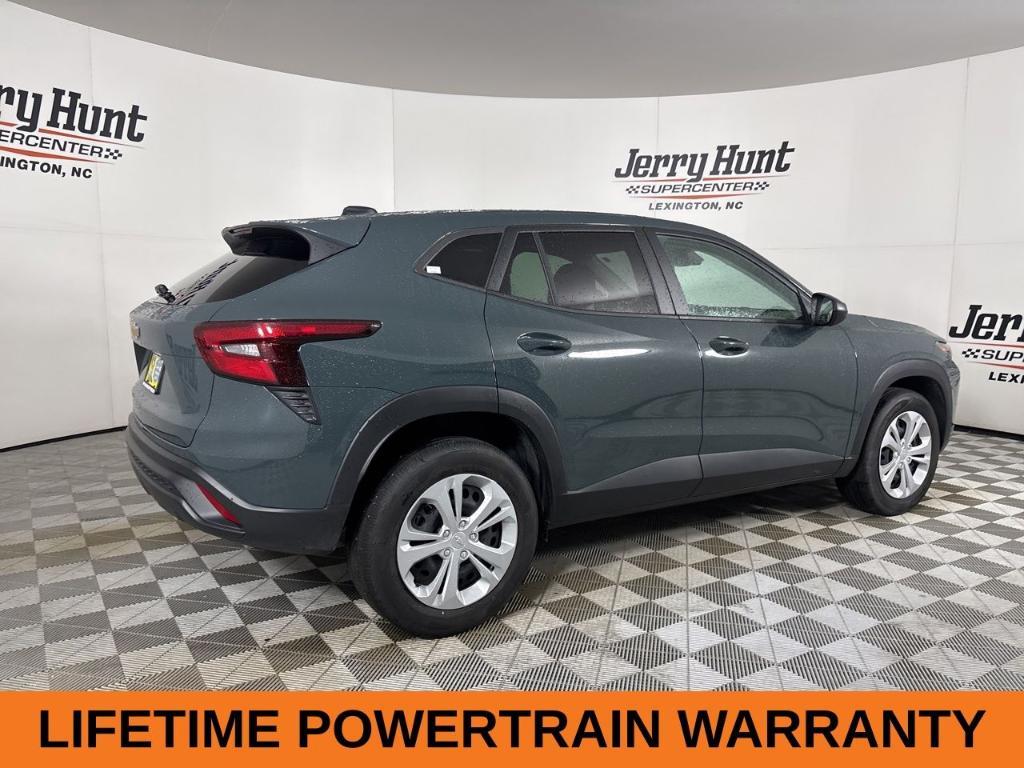 used 2025 Chevrolet Trax car, priced at $20,987