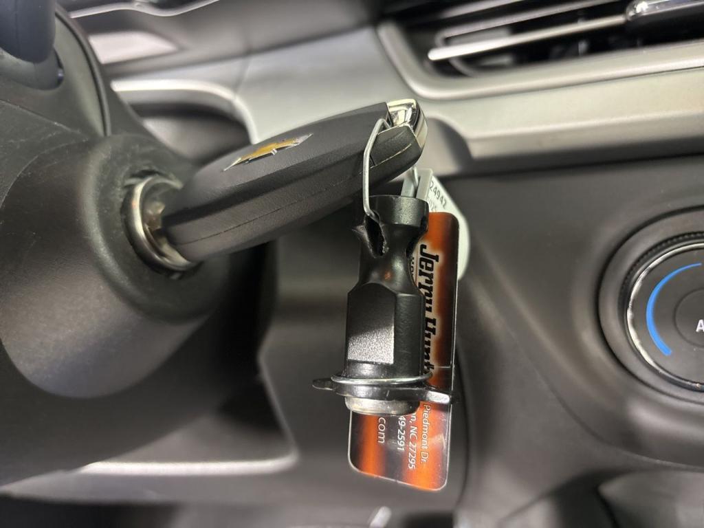 used 2025 Chevrolet Trax car, priced at $20,987