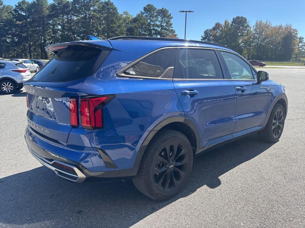 used 2022 Kia Sorento car, priced at $27,588