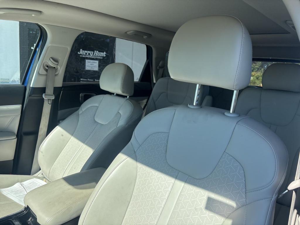 used 2022 Kia Sorento car, priced at $27,588