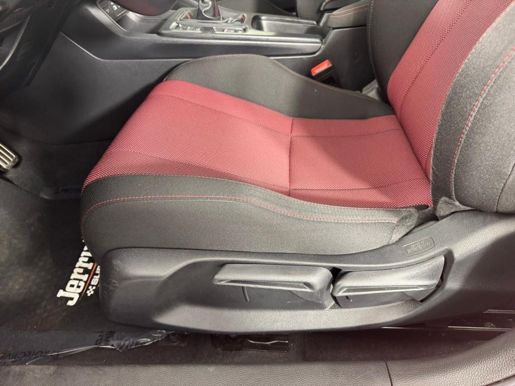 used 2023 Honda Civic Si car, priced at $28,288