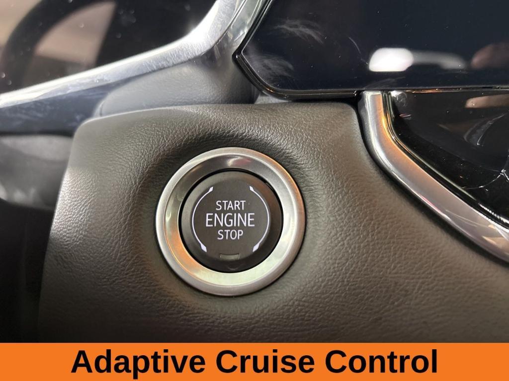 used 2024 GMC Canyon car, priced at $40,900