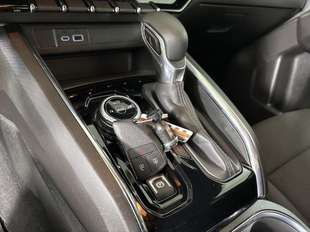 used 2024 GMC Canyon car, priced at $39,300