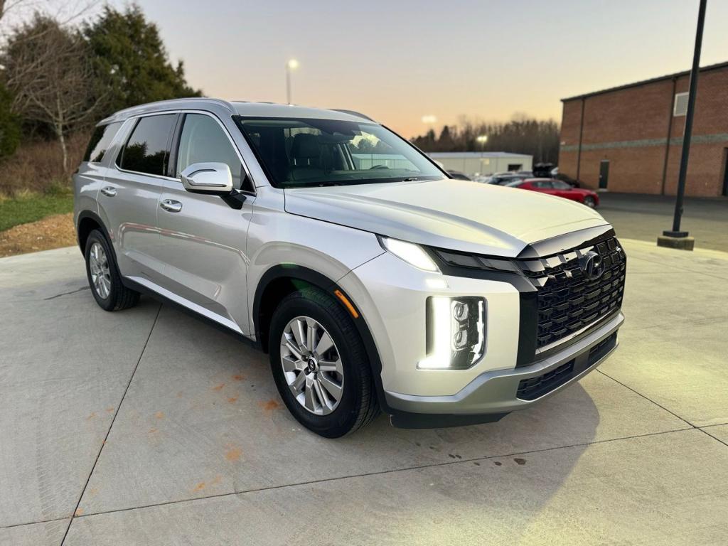 used 2024 Hyundai Palisade car, priced at $34,000